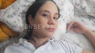 Я чапаю маю кузіну школьніцу і заканчваю тым, што трахаю яе