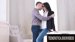 Indomita Cupiditas Cum Teen Pulchritudo Nika