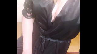 Mucha Kostbare e Tonto miéntras ku e Hòmber ta e Trabou