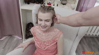 18videoz - Oni to POV štýl ako ona dáva mu veľký fajčenie zmyselné