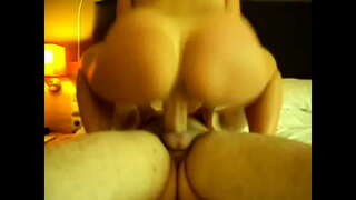 ���ाझी पत्नी प्रेम बहाल