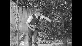 Householder గర్ల్ ఆమె కొత్త తోటమాలి