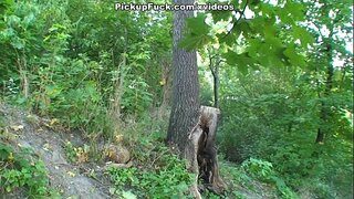 Сәхнә секска ачык һавада блондинкой