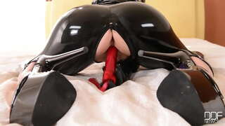 Luc disfrutá di su viudo