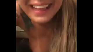 Anny na Periscope-1