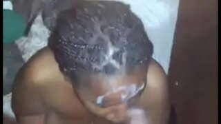 Aku dostat hlavu od sousedů