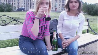 FirstBGG.com - Jane Fox &amp;amp; Bella Donna - Threesome Gyda Phob Naturiol Merched