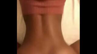 Ten malý zadek, ale hezké mít Kiesha