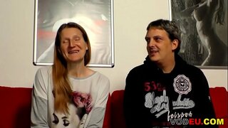 Mazo titted vācu vecmāmiņas, kas izpaužas fucked grūti