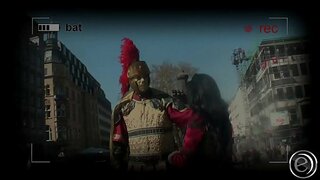 Pornstar Alisha Melys yn dweud wrthych yn breifat ac yn dangos y darnau o ei ffilmiau