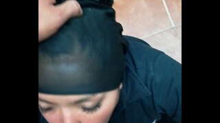 Polykat mé cum a udržuje sání