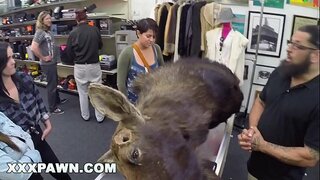 XXXPAWN - Тие Никогаш не Биле Со Маж Пред, Но Тие Треба Пари