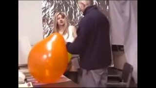 Sex v kanceláři drobet ballon