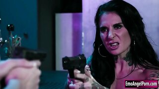 ���್ಲೊಂಡೆ ಎಫ್ಬಿಐ ಏಜೆಂಟ್ ನಿಭಾಯಿಸುತ್ತದೆ ದುಷ್ಟ ಟಿಕಿ ಬಾರ್ ಮಾಲೀಕರು.ವ್ಯಕ್ತಿ ಅವರು ಕವರ್ ಬಳಸಲಾಗುತ್ತದೆ ಒಳಗೆ ಪಡೆಯಲು ಬಾರ್ ಮ್ಯಾಡ್ ಅವರು ಬಳಸಲಾಗುತ್ತದೆ ಅವರಿಗೆ.ಅವಳು ಆರೈಕೆಯನ್ನು ಮಾಡಬಹುದು ಎಂದು ಅವಕಾಶ ಮೂಲಕ ಅವನನ್ನು ತನ್ನ ಫಕ್.ಅವರು ಹೀರುವಾಗ ಅವನನ್ನು ಮೊದಲು ತುಣ್ನೆಯ ಮೇಲೆ ತುಲ್ಲು ಶಿಶ್ನ