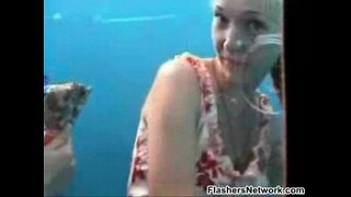 Spycam šatny - http:// /WantToChat