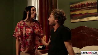 سینگ brunette Rachel Starr بیکار مشکل چھڑی 69 کی پوزیشن میں اس سے پہلے سپرے کیا جاتا ہے jizz کے ساتھ